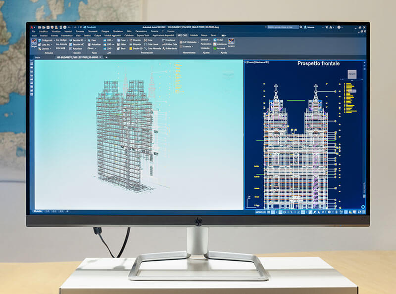 Dibujo PON CAD 3D de un andamio para el mantenimiento de la fachada y las torres de una iglesia