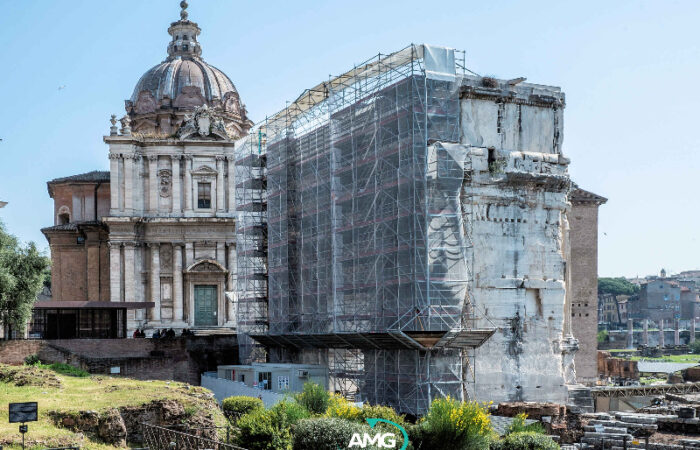 Facade scaffolding for the Imperial Roman Forum
