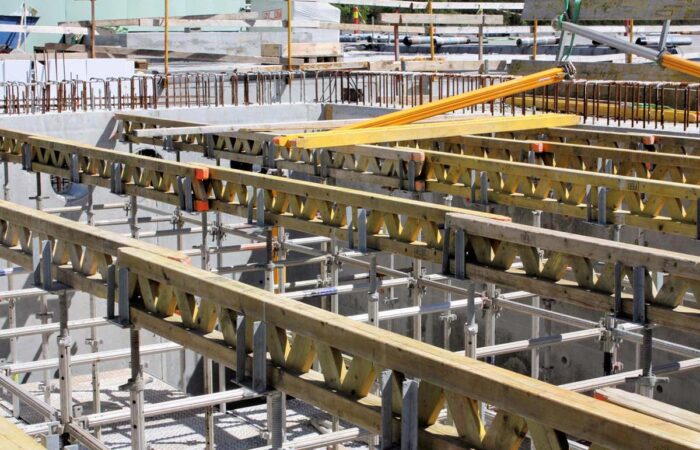 Falsework and formwork for industrial maintenance